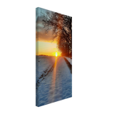 Dekoration mit Charakter. Abendrot Vor Einer Malerischen Landschaft – Hochwertiger Leinwanddruck: für stilvolle Raumgestaltung. Schlicht, elegant und wirkungsvoll.