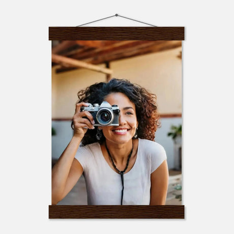Personalisierbares Poster mit Aufhängern – Minimalistische Holzleisten für Vintage-Charme – Wandbild auf Holz mit natürlicher Materialwirkung