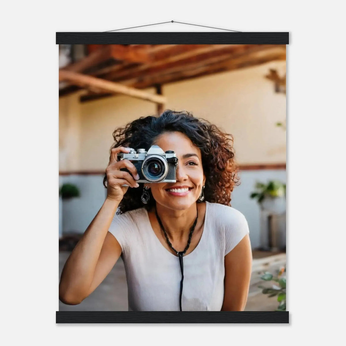 Personalisierbares Poster mit Aufhängern – Minimalistische Holzleisten für Vintage-Charme – Wandbild auf Holz mit individuell gewähltem Motiv