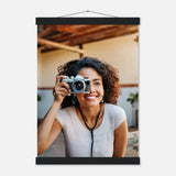Dekoration mit Charakter. Personalisierbares  mit Aufhängern – Minimalistische Holzleisten für Vintage-Charme: zeitlos und harmonisch. Schlicht, elegant und wirkungsvoll.