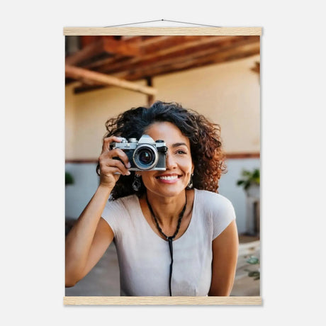 Personalisierbares Poster mit Aufhängern – Minimalistische Holzleisten für Vintage-Charme – bedruckte Holzplatte mit dekorativer Bildwirkung