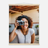 Dekoration mit Charakter. Personalisierbares  mit Aufhängern – Minimalistische Holzleisten für Vintage-Charme: zeitlos und harmonisch. Eine besondere Bereicherung für jeden Raum.