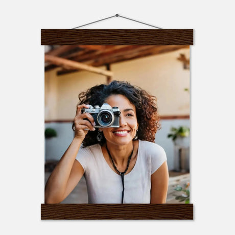 Personalisierbares Poster mit Aufhängern – Minimalistische Holzleisten für Vintage-Charme – bedruckte Holzplatte mit dekorativer Bildwirkung