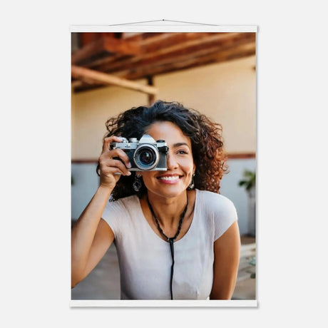 Personalisierbares Poster mit Aufhängern – Minimalistische Holzleisten für Vintage-Charme – Kunstdruck auf Holz als natürliche Wanddekoration