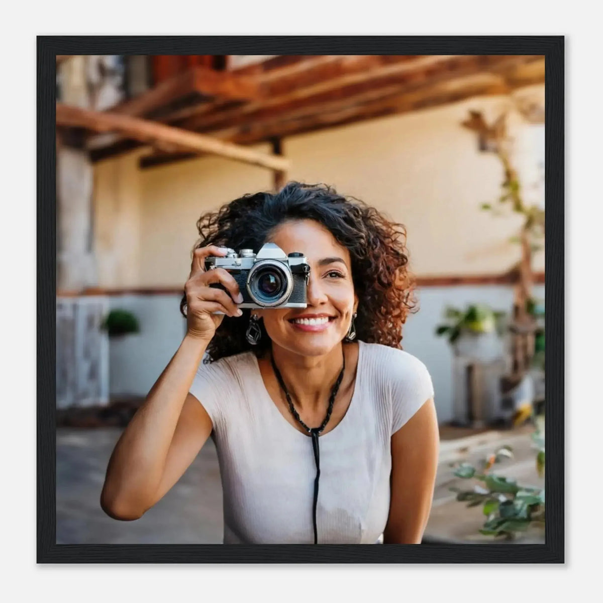 Stimmungsvolle Wandkunst für stilvolle Räume. Personalisierbares Holzrahmen- – Elegantes individuelles Foto Kunstwerk: zeitlos und harmonisch. Schlicht, elegant und wirkungsvoll.