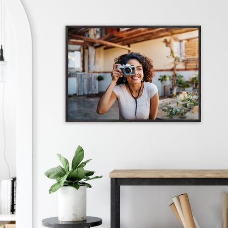 Dekoration mit Charakter. Premium Wooden Framed  With Premium Matte Paper: für stilvolle Raumgestaltung. Eine besondere Bereicherung für jeden Raum.