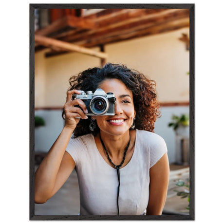 Dekoration mit Charakter. Premium Wooden Framed  With Premium Matte Paper: für stilvolle Raumgestaltung. Eine besondere Bereicherung für jeden Raum.