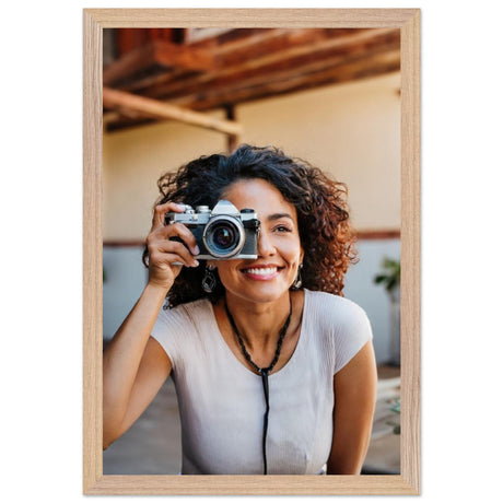 Dekoration mit Charakter. Premium Wooden Framed  With Premium Matte Paper: zeitlos und harmonisch. Eine besondere Bereicherung für jeden Raum.