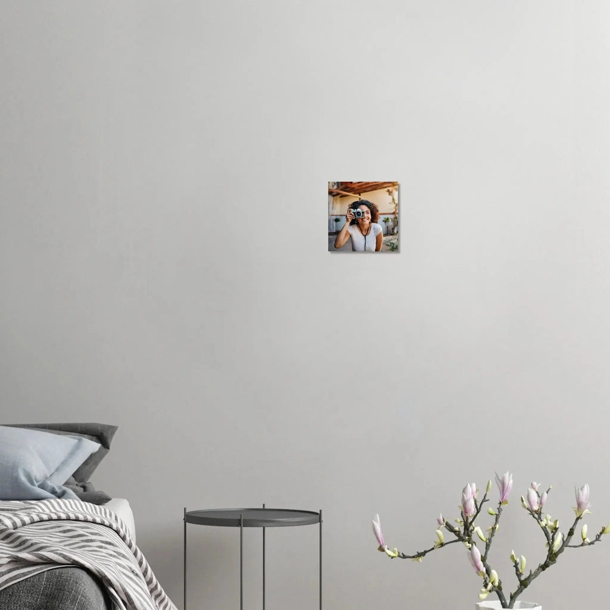 Dekoration mit Charakter. Hartschaumplatte Forex Quadratisch Mit deinem Fot oder Design: für stilvolle Raumgestaltung. Schlicht, elegant und wirkungsvoll.