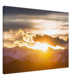 Dekoration mit Charakter. Hochwertiger Kunstdrucke auf Leinwand -  Sonnenaufgang: zeitlos und harmonisch. Schlicht, elegant und wirkungsvoll.